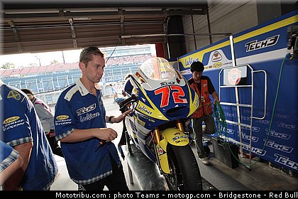 moto2_takahashi_04_japon_2010.jpg