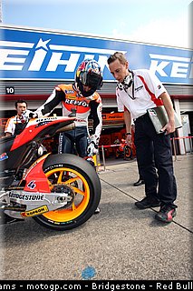 motogp_dovizioso_30_japon_2010.jpg