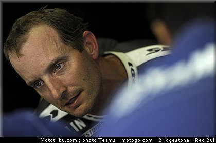 motogp_edwards_20_japon_2010.jpg
