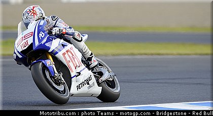 motogp_lorenzo_11_japon_2010.jpg