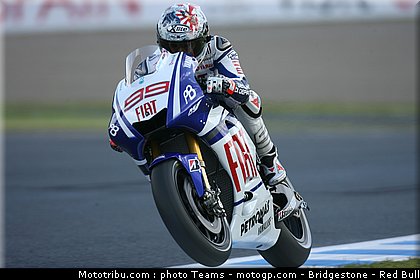 motogp_lorenzo_17_japon_2010.jpg