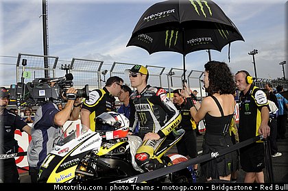 motogp_pitbabe_35_japon_2010.jpg