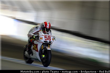 motogp_simoncelli_21_japon_2010.jpg