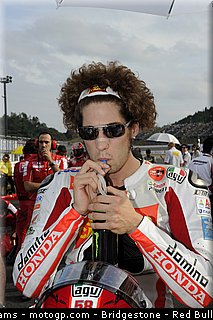 motogp_simoncelli_28_japon_2010.jpg
