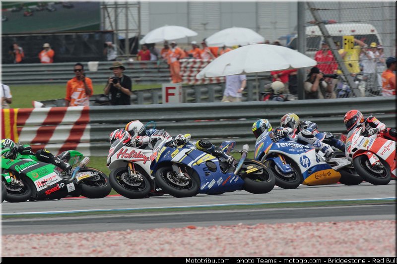 moto2_017_malaisie_2010