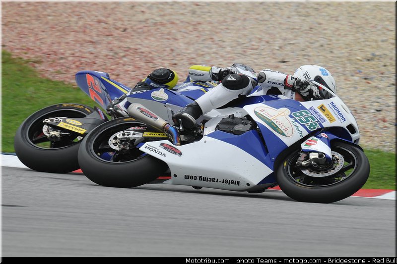 moto2_037_malaisie_2010