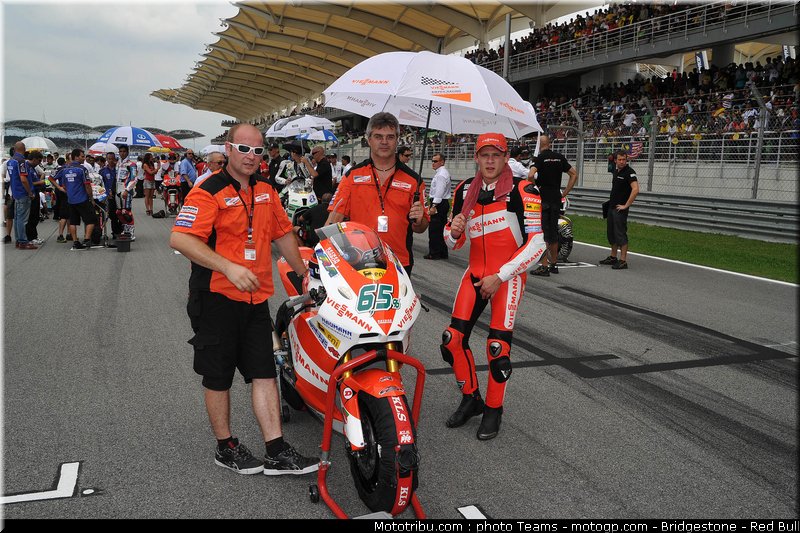 moto2_bradl_01_malaisie_2010