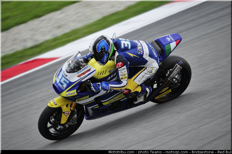 moto2_derosa_08_malaisie_2010