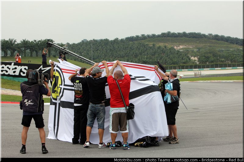 moto2_elias_15_malaisie_2010