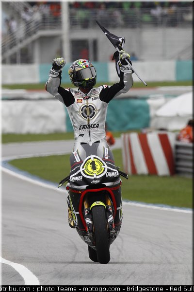 moto2_elias_26_malaisie_2010