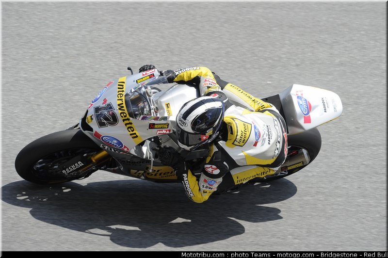 moto2_luthi_09_malaisie_2010