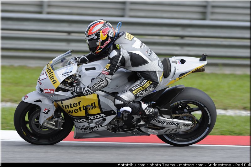 motogp_aoyama_04_malaisie_2010