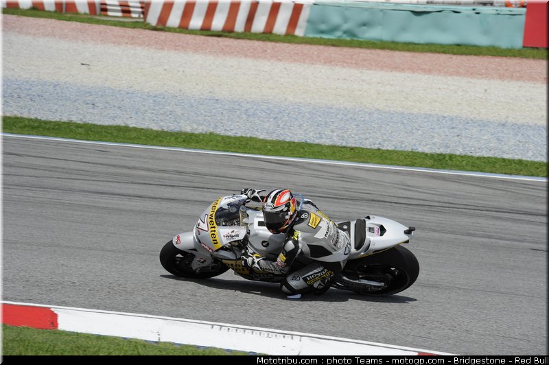 motogp_aoyama_07_malaisie_2010