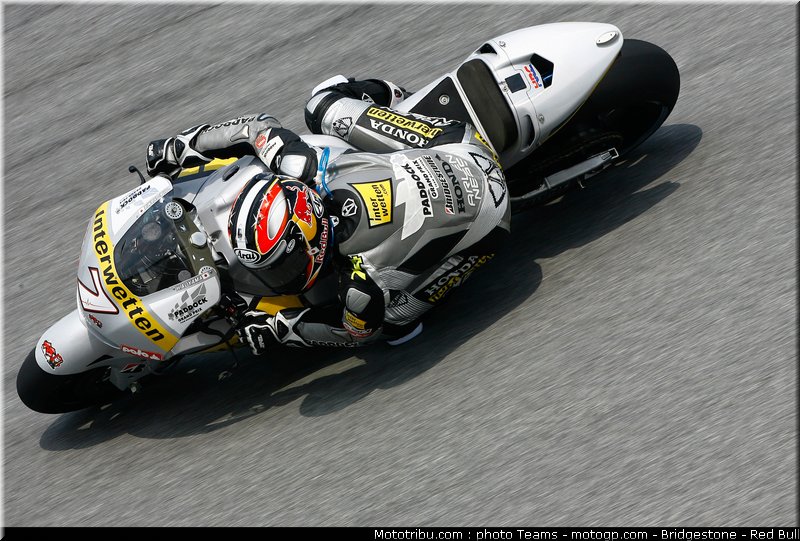motogp_aoyama_12_malaisie_2010