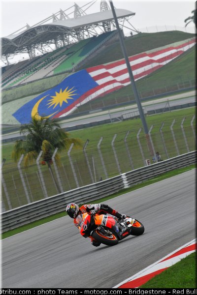 motogp_dovizioso_44_malaisie_2010