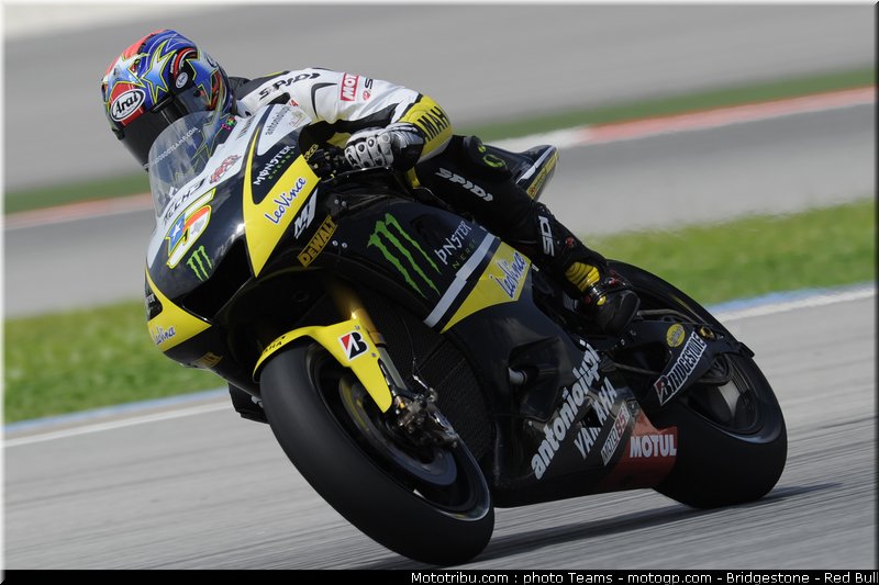motogp_edwards_11_malaisie_2010