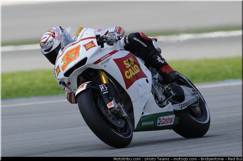 motogp_melandri_16_malaisie_2010