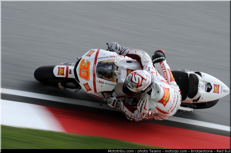 motogp_melandri_19_malaisie_2010