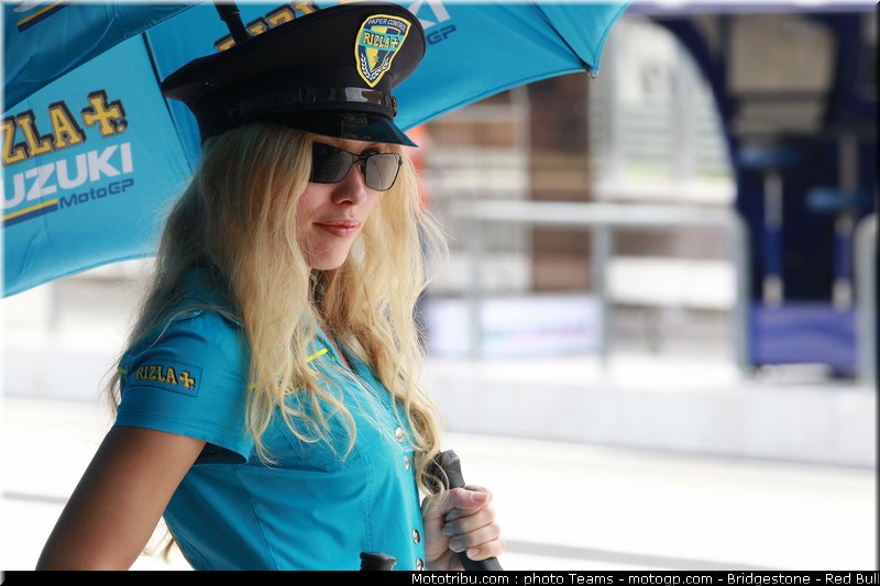 motogp_pitbabe_12_malaisie_2010