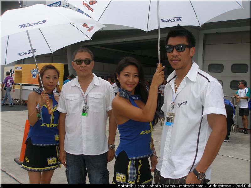 motogp_pitbabe_34_malaisie_2010