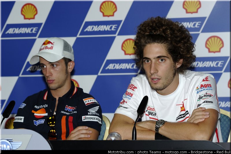 motogp_simoncelli_02_malaisie_2010