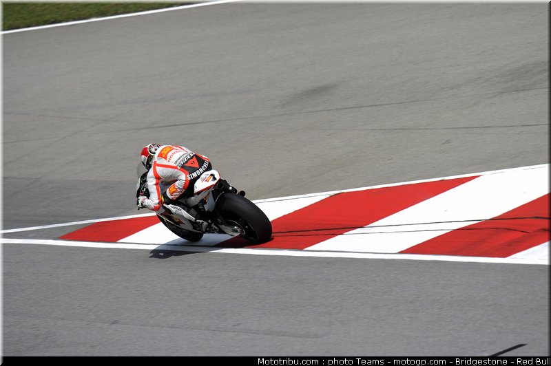 motogp_simoncelli_19_malaisie_2010