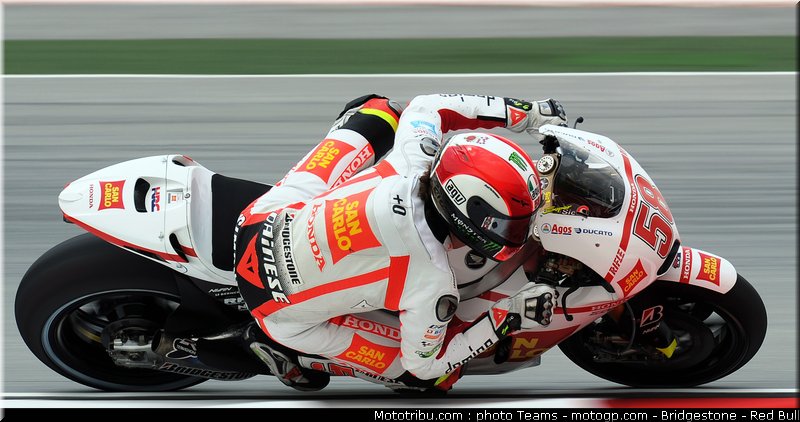 motogp_simoncelli_31_malaisie_2010