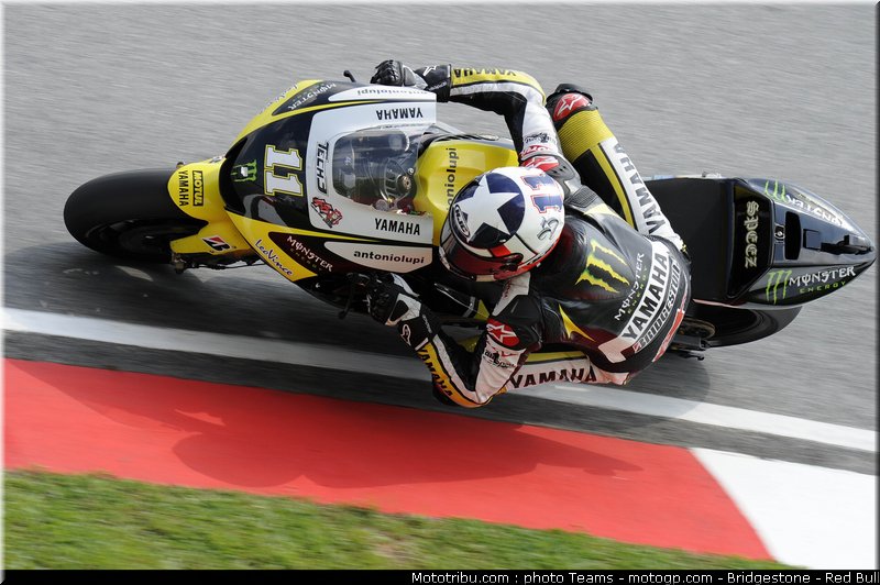 motogp_spies_17_malaisie_2010