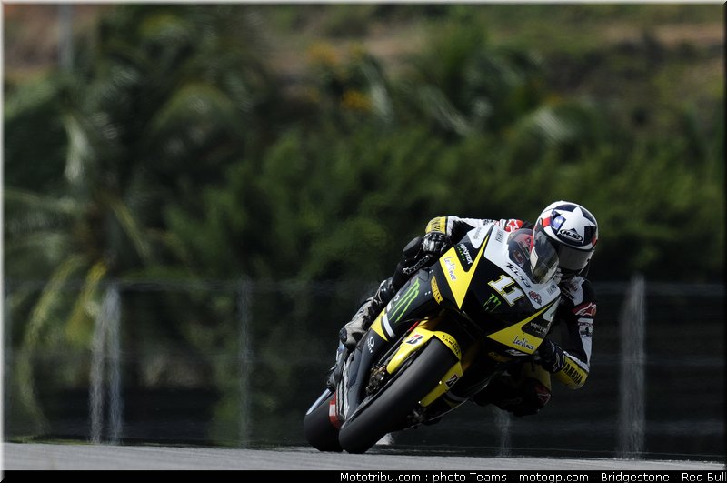 motogp_spies_22_malaisie_2010