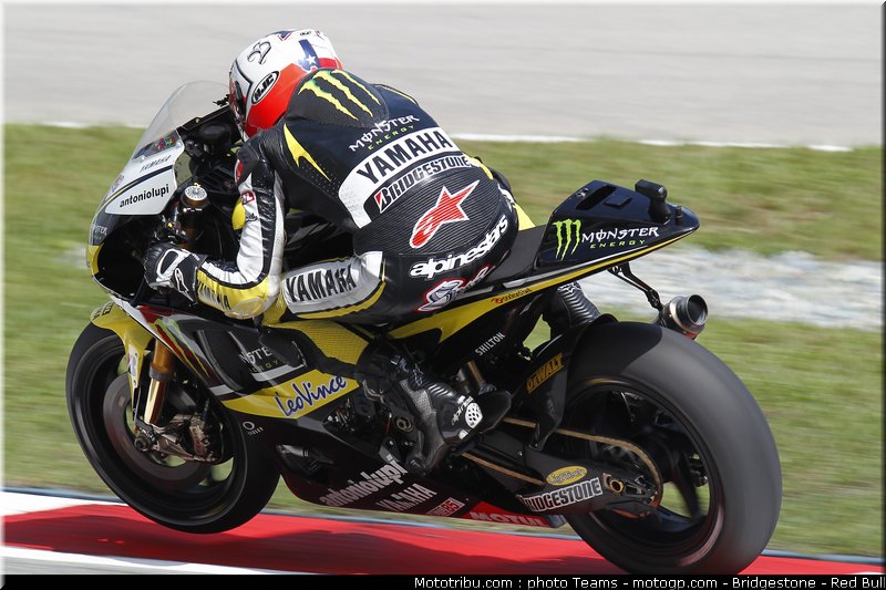 motogp_spies_29_malaisie_2010