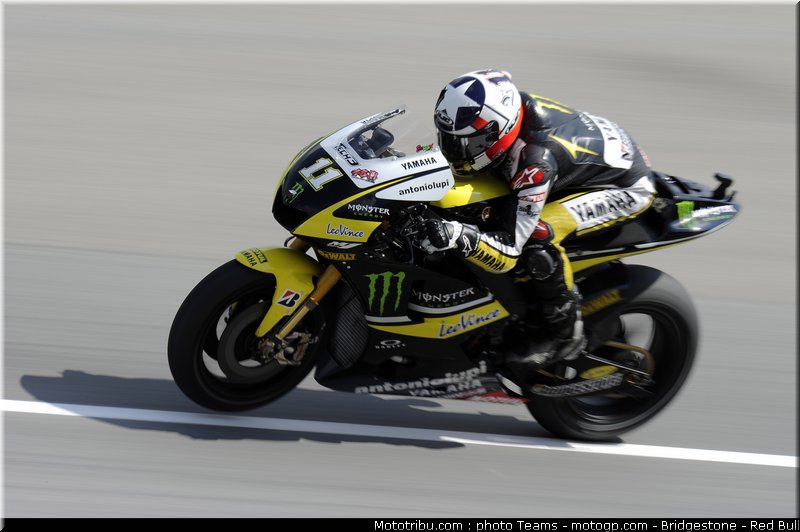 motogp_spies_31_malaisie_2010