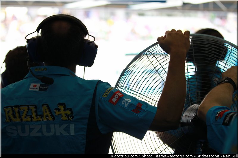 motogp_suzuki_3_malaisie_2010