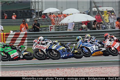 moto2_017_malaisie_2010.jpg