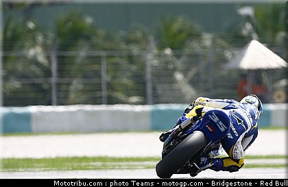 moto2_derosa_11_malaisie_2010.jpg