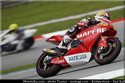 moto2_dimeglio_04_malaisie_2010.jpg