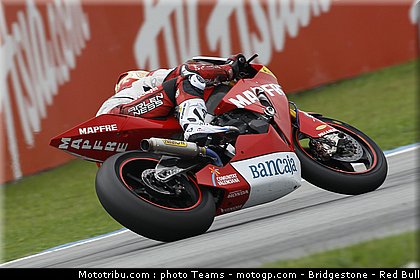 moto2_dimeglio_10_malaisie_2010.jpg