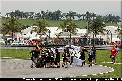 moto2_elias_14_malaisie_2010.jpg