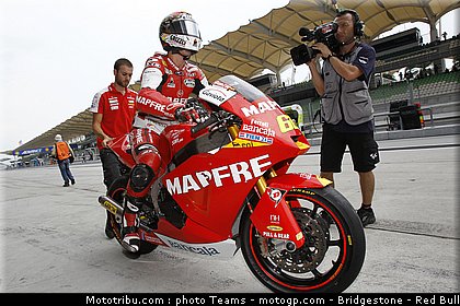 moto2_simon_1_malaisie_2010.jpg