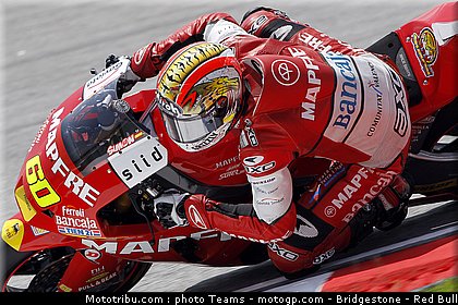 moto2_simon_3_malaisie_2010.jpg