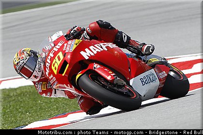 moto2_simon_4_malaisie_2010.jpg