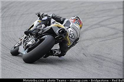 motogp_aoyama_01_malaisie_2010.jpg