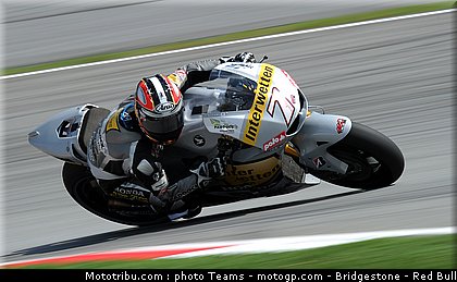 motogp_aoyama_10_malaisie_2010.jpg