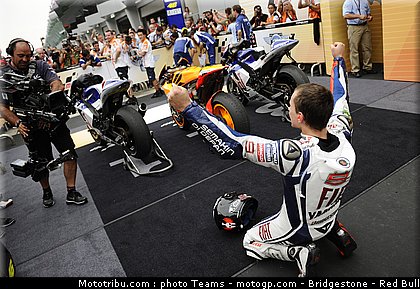 motogp_lorenzo_29_malaisie_2010.jpg