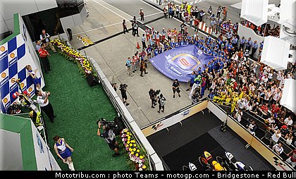 motogp_lorenzo_30_malaisie_2010.jpg