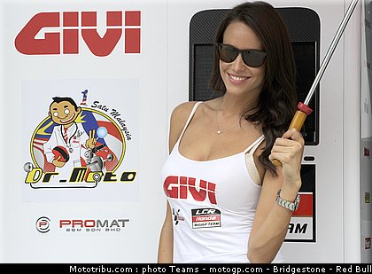 motogp_pitbabe_08_malaisie_2010.jpg
