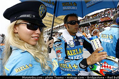 motogp_pitbabe_21_malaisie_2010.jpg