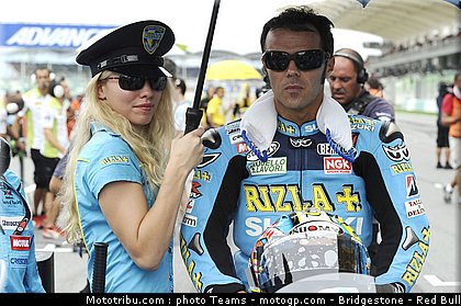 motogp_pitbabe_23_malaisie_2010.jpg