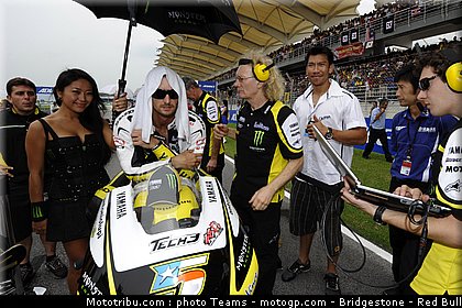 motogp_pitbabe_31_malaisie_2010.jpg
