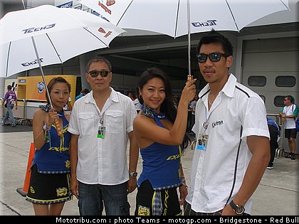 motogp_pitbabe_34_malaisie_2010.jpg