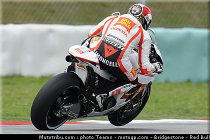 motogp_simoncelli_07_malaisie_2010.jpg